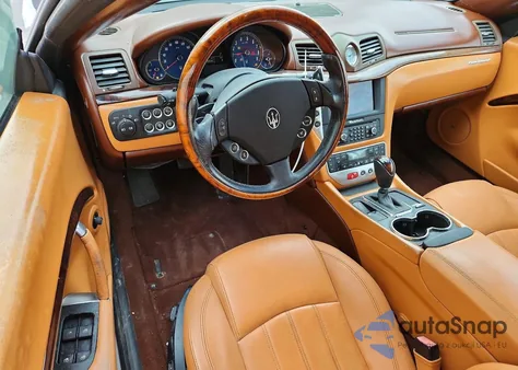 2011 Maserati Granturismo S z USA, uszkodzony, nr VIN ZAM45KMA1B0055833